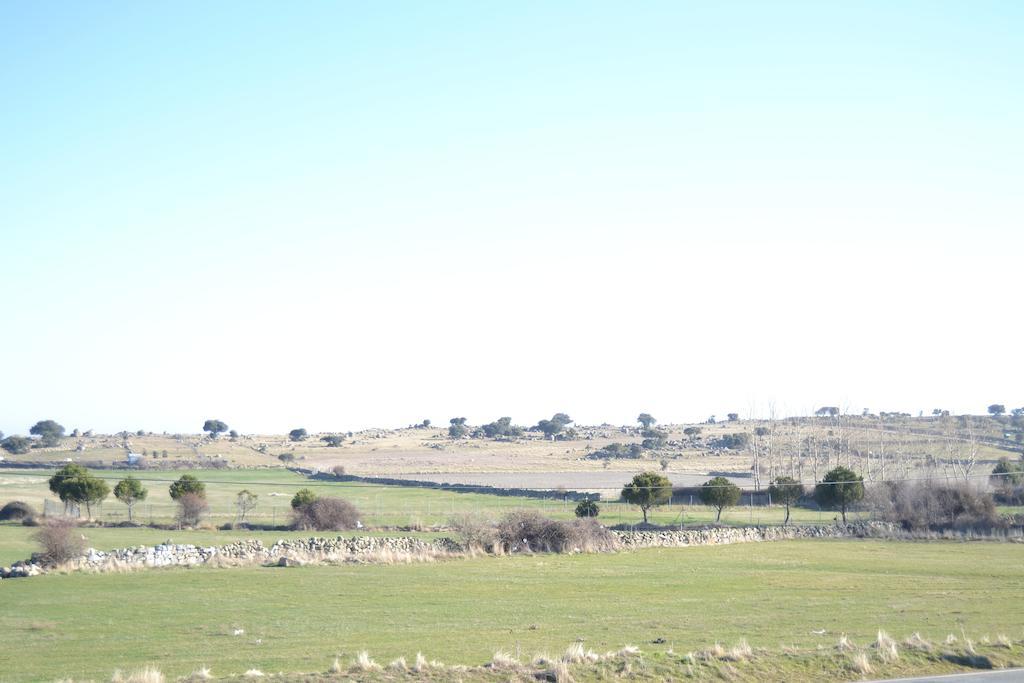 Pensjonat Casa Rural El Dolmen Bernuy-Salinero Zewnętrze zdjęcie