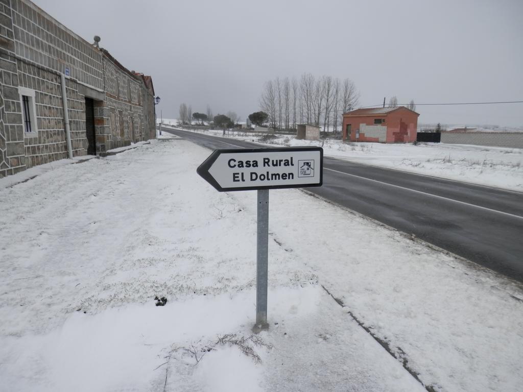 Pensjonat Casa Rural El Dolmen Bernuy-Salinero Zewnętrze zdjęcie